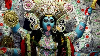 Kali: Hindu Mitolojisinde Güçlü ve Korkutucu Tanrıça 14 Kali hint mitolojisi