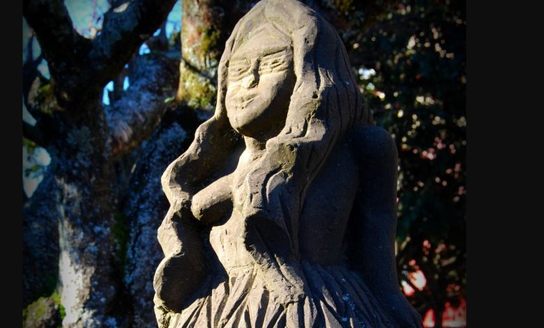 Pincoya: Chiloé Adası’nın Denizlerin Dans Eden Perisi 9 Pincoya: Chiloé Adası’nın Denizlerin Dans Eden Perisi