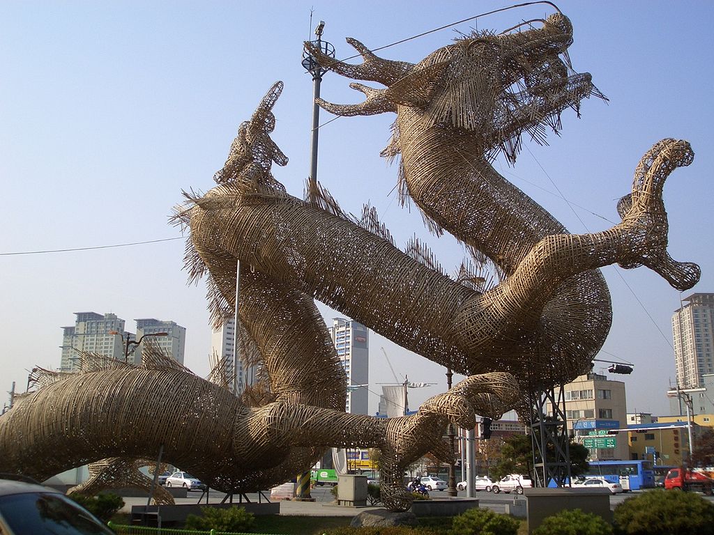 1024px Yongsan Dragon 4