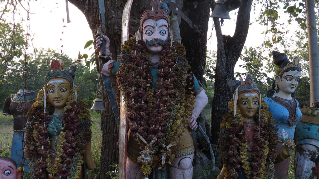 Muniandi: Tamil Nadu'nun Kırsal Koruyucu Tanrısı ve Kaval Deivam 12 Madurai Veeran: Madurai’nin Kahraman Savaşçı Tanrısı ve Adaletin Koruyucusu