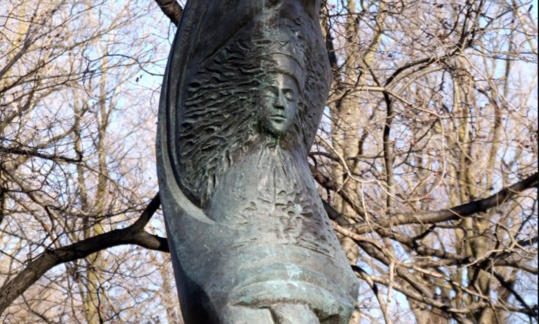 Eglė – Yılanların Kraliçesi: Litvanya Mitolojisinde Aşk, Sadakat ve İhanetin Efsanesi 9 Eglė – Yılanların Kraliçesi: Litvanya Mitolojisinde Aşk, Sadakat ve İhanetin Efsanesi
